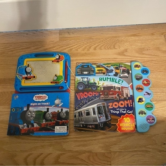Thomas the Tank Drawing Book & Vroom Rumble Zoom Vehicle Sounds Bundle Kids - Picture 3 of 5